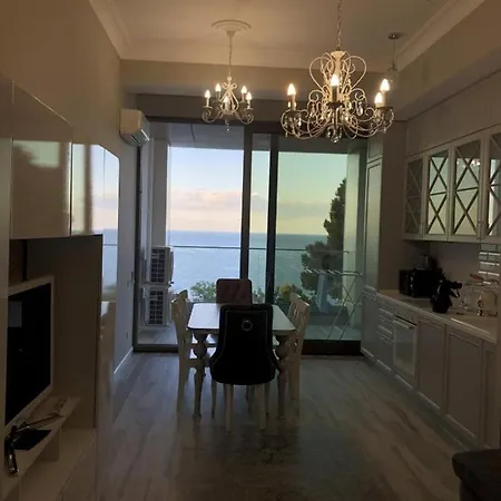 Family Apartments Near The Sea Alanya 아파트 알란야